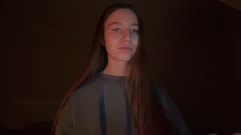 Snapshot of emberfamn chatting on 02-28-26, 09:49 Alina online show from 02-28-26, 09:49