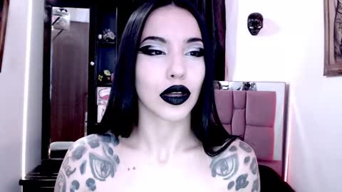 Emerald Black online show from 12-20-24, 07:22