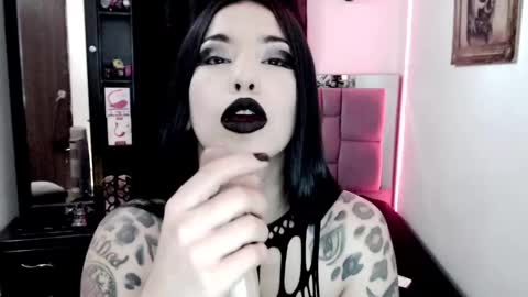 Emerald Black online show from 02-26-25, 10:47