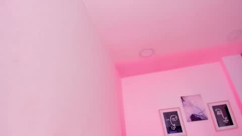 Snapshot of emelie_89 chatting on 02-07-25, 02:58 emelie_89 online show from 02-07-25, 02:58