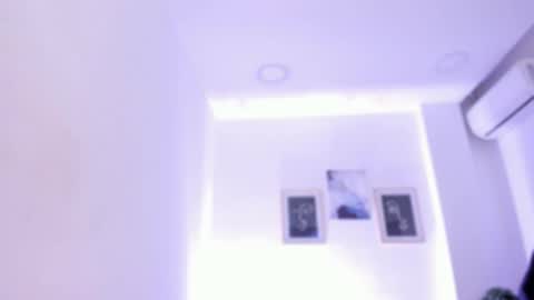 Snapshot of emelie_89 chatting on 09-19-25, 11:55 emelie_89 online show from 09-19-25, 11:55