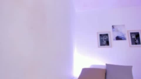 Snapshot of emelie_89 chatting on 09-24-25, 11:35 emelie_89 online show from 09-24-25, 11:35