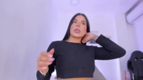 Snapshot of emelie_89 chatting on 09-25-25, 11:47 emelie_89 online show from 09-25-25, 11:47
