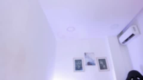 Snapshot of emelie_89 chatting on 10-19-25, 01:12 emelie_89 online show from 10-19-25, 01:12