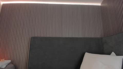 emelie_89 online show from 11-06-25, 11:44