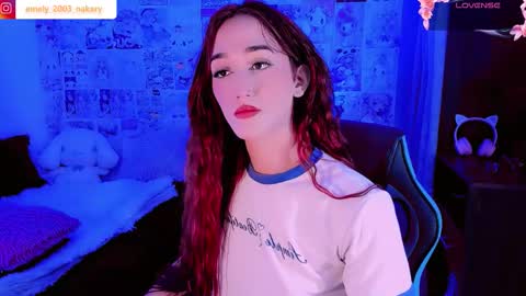 Snapshot of emely_rous chatting on 10-06-25, 06:00 Emely Rous online show from 10-06-25, 06:00