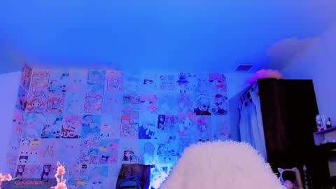 Snapshot of emely_rous chatting on 10-23-25, 12:04 Emely Rous online show from 10-23-25, 12:04