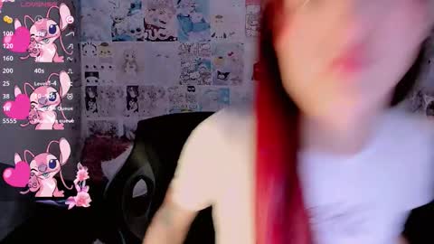 Snapshot of emely_rous chatting on 11-10-25, 02:49 Emely Rous online show from 11-10-25, 02:49