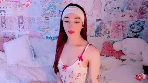 Snapshot of emely_rous chatting on 11-25-25, 04:29 Emely Rous online show from 11-25-25, 04:29