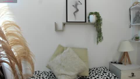 emi_carter online show from 10-13-25, 07:14