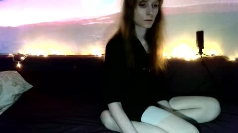 Snapshot of emiblossom chatting on 10-02-25, 02:51 emiblossom online show from 10-02-25, 02:51