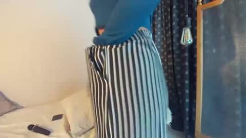 Emilia Gomez online show from 01-18-25, 06:13