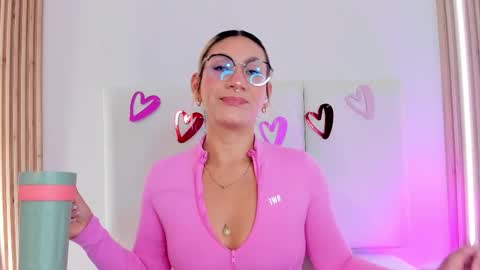 Snapshot of emiily_roberts1 chatting on 02-17-26, 07:09 EMILY ROBERTS online show from 02-17-26, 07:09