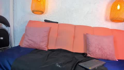 Emily online show from 11-20-25, 12:05