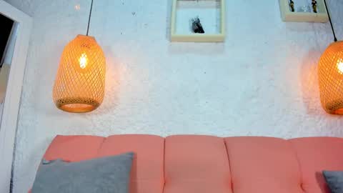 Emily online show from 12-20-25, 12:01