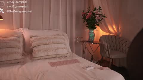 Emily Campbell online show from 11-07-25, 08:42