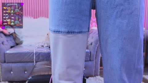 Emily online show from 01-10-25, 12:58