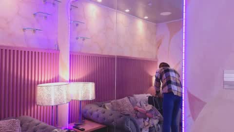 Emily online show from 01-17-25, 01:03