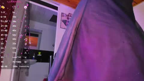 Snapshot of emili_clark chatting on 02-13-25, 07:24 Emili clark online show from 02-13-25, 07:24