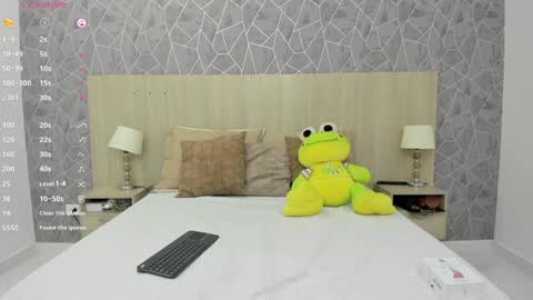 Snapshot of emili_lenus chatting on 02-03-25, 11:20 Emili Lenus online show from 02-03-25, 11:20