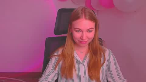 Emilia online show from 02-13-25, 12:32