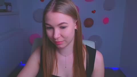 Emilia online show from 03-07-25, 12:12