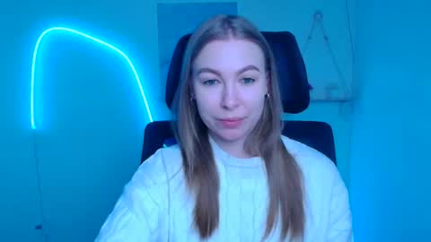 Emilia online show from 01-19-26, 06:28