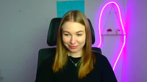 Emilia online show from 03-16-26, 06:39