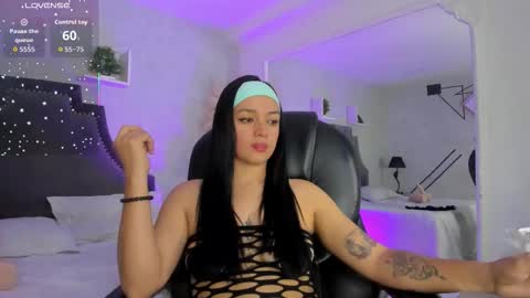 EmiliaRose online show from 02-06-26, 10:24