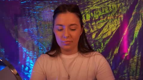  Emiliya  online show from 12-18-25, 02:01