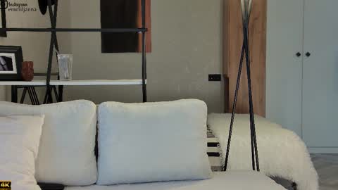 Emiljanna online show from 11-05-25, 02:44