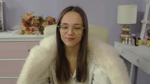 Snapshot of emilly_lust99 chatting on 01-08-26, 07:43 Emilly online show from 01-08-26, 07:43