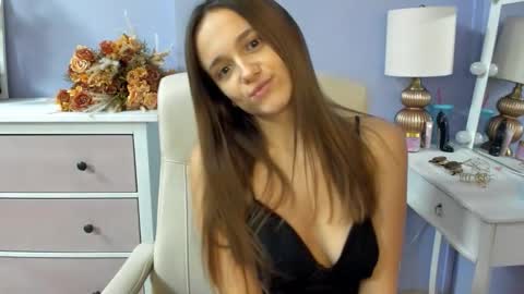 Snapshot of emilly_lust99 chatting on 02-25-26, 07:29 Emilly online show from 02-25-26, 07:29