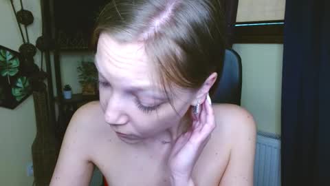 Emilly online show from 03-04-26, 10:32