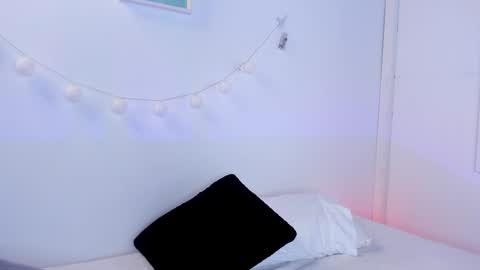 .  . online show from 01-04-25, 07:34