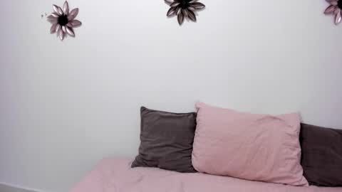 .  . online show from 02-18-25, 08:47