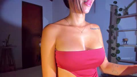 Snapshot of emillyhils1 chatting on 02-09-26, 01:31 emilly online show from 02-09-26, 01:31