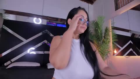 Emily  online show from 10-31-25, 11:00