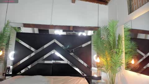 Emily  online show from 12-15-25, 10:52