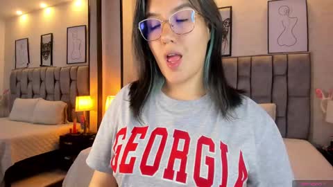 Emily online show from 12-04-24, 09:29