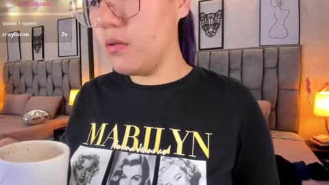 Emily online show from 03-06-25, 09:03