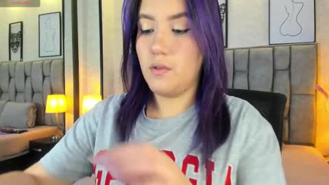 Emily online show from 03-12-25, 03:35