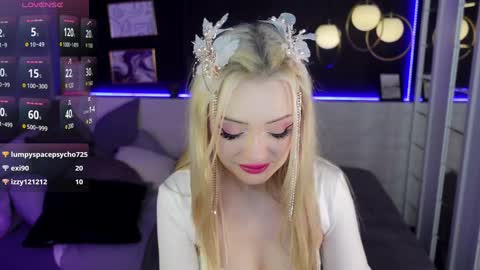 Emily online show from 12-21-24, 04:57