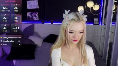 Emily online show from 12-21-24, 08:00