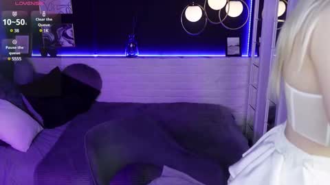 Emily online show from 02-18-25, 09:53