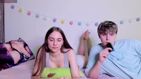 emily_and_ilumi online show from 12-22-24, 08:58