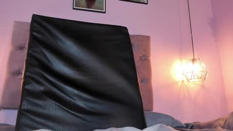 Emily online show from 01-10-25, 11:29