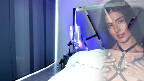 emily_bae online show from 02-01-25, 05:37