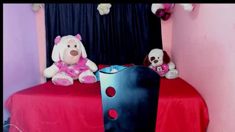 emily_bunny7 online show from 11-07-25, 07:58