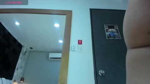 Snapshot of emily_clarkk_ chatting on 02-28-26, 08:43 emily_clarkk_ online show from 02-28-26, 08:43